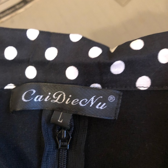 BLACK DRESS - Picture 4 of 5